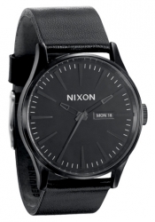 Nixon The Sentry Leather All Black men´s watch